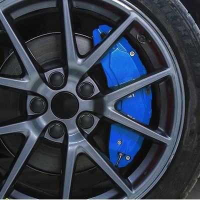 طلاء كليبرات الفرامل عالي الحرارة: طقم متكامل لمظهر رياضي احترافي